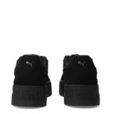 Championes urbanos Puma modelo Karmen II, color negro, con diseño de plataforma alta y capellada de gamuza.