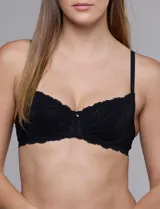 Soutien con aro, confeccionado en encaje floral y microtul, con tirantes fijos regulables.