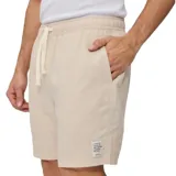 Bermuda de hombre color beige, con cintura elástica ajustable con cordón y bolsillos laterales.