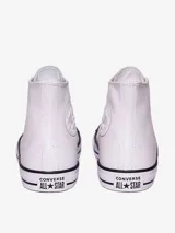 Championes de caña alta Converse Chuck Taylor All Star de cuero blanco, con cordones y ojalillos metálicos.