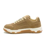 Championes Caterpillar modelo Theorem, color tostado, con diseño urbano inspirado en los años 90. Presenta una combinación de gamuza y nylon, con suela de goma y entresuela de EVA para mayor amortiguación.