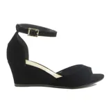 Sandalia de mujer Via Uno, color negro, con taco corrido y punta descubierta.