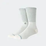 Medias de caña media Stance modelo Icon Pop, con diseño acanalado en la parte superior y puntera reforzada. Presentan un pequeño logo bordado en el lateral y detalle de marca en la puntera.