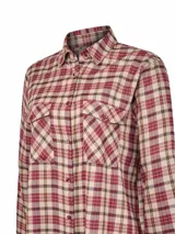 Blusa de manga larga con cuello camisero, confeccionada en rayón con estampado de cuadros en tonos rojizos y beige. Presenta cierre frontal con botones a tono y dos bolsillos frontales con solapa.