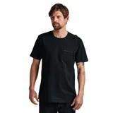 Remera negra de manga corta con bolsillo en el pecho.