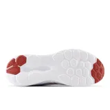 Championes New Balance 411V3 de hombre, color gris con detalles en rojo y blanco.