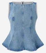 Blusa sin mangas confeccionada en jean de algodón, con escote redondo, corte entallado y diseño peplum con dobladillo evasé y recortes estructurados.