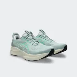 Championes de running Asics modelo Gel Kayano 32, color verde menta con detalles en verde neón y entresuela en tono crema. Diseñados con tecnología 4D GUIDANCE SYSTEM para estabilidad adaptativa y espuma FF BLAST PLUS para mayor amortiguación.