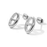 Par de caravanas plateadas con forma ovalada y barra horizontal en el centro.