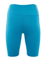 Calza corta deportiva Under Armour Motion Bike Short, de tiro alto y color celeste, con bolsillos laterales y pretina ancha.