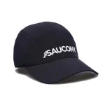 Gorro negro de running con logo Saucony estampado en blanco en el frente.