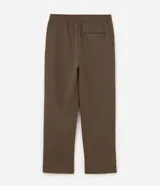 Pantalón masculino confeccionado en tejido de punto pesado con acabado liso, de corte recto y cintura elástica. Cuenta con bolsillos laterales funcionales.
