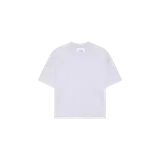 Remera básica de corte oversize, color gris melange, con mangas cortas y cuello redondo.