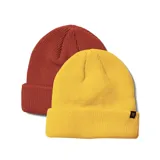 Set de dos gorros de lana, uno color ladrillo y otro amarillo, con etiqueta de la marca en el borde.