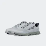 Championes de trail running Altra Superior, color gris con suela verde y detalles en azul marino. Diseño de malla transpirable y refuerzos sintéticos.