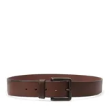 Cinturón de cuero marrón con hebilla metálica oscura de estilo rectangular.