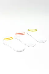 Pack de tres pares de medias tobilleras blancas, con detalles de rayas de colores (amarillo, coral y verde) en el puño acanalado.
