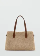 Bolso tote de fibra natural tejido con efecto rafia, color beige, con doble asa larga de hombro en poliuretano marrón y detalles de hebillas laterales.