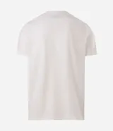 Remera masculina Marfinno de corte slim, confeccionada en tejido de piqué con textura. Presenta cuello redondo estilo Henley con abertura delantera de tres botones y mangas cortas.