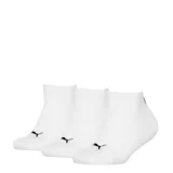 Pack de tres pares de medias cortas tipo sneaker Puma, color blanco con logo de la marca bordado en negro.