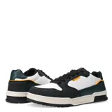 Championes urbanos N+ modelo Jutai, de diseño acordonado en color blanco con detalles en beige y suela de goma en tono tierra.