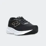 Championes New Balance modelo 680 V9, color negro con entresuela blanca y logo "N" distintivo en el lateral. Confeccionados con malla transpirable y amortiguación Fresh Foam.