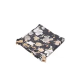 Pashmina rectangular de viscosa liviana con estampado floral multicolor.