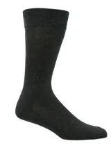 Pack de dos pares de medias de largo medio, una en color gris oscuro y otra en color negro, con planta acolchada y puño suave.