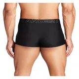 Pack de tres bóxers Under Armour de color negro, con cintura elástica ancha que presenta el logo de la marca en contraste. Diseño ergonómico con costuras reforzadas para mayor comodidad y ajuste.