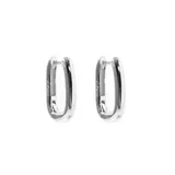 Par de aros tipo argolla rectangulares, de plata enchapada.