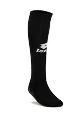 Medias de fútbol largas color negro, con suela antideslizante y logo de Lotto estampado en blanco en la pantorrilla.