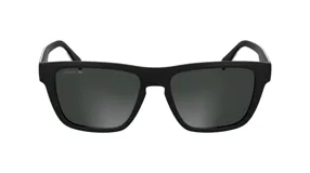 Lentes de sol Lacoste modelo 6058, con armazón de acetato negro mate y cristales oscuros. Presenta el logo de la marca grabado en la esquina superior del cristal izquierdo.