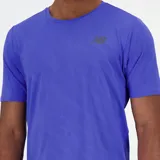 Remera de running azul con tecnología NB ICEx, tejido de punto jacquard, ajuste atlético, mangas cortas y detalles reflectantes.