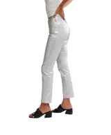 Pantalón de corte slim y tiro bajo con acabado metálico plateado.