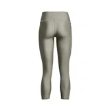 Calza capri Under Armour HeatGear negra con logo en la pierna izquierda.