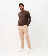 Remera deportiva de manga larga Get Over color gris melange, con cuello redondo y confeccionada en tejido tecnológico de secado rápido.