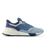 Championes New Balance modelo 997H, unisex, en tonos de azul con detalles en blanco y suela blanca con base negra.