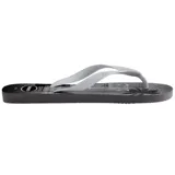Sandalias Havaianas Top Athletic para hombre, en color gris y negro, con tiras blancas de diseño texturizado. La plantilla cuenta con un estampado gráfico que incluye la leyenda 'Surf All Day', siluetas de una palmera y una persona haciendo surf, y motivos de olas.