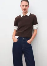 Jeans estilo balloon de tiro alto y cinco bolsillos, confeccionados en tejido de algodón vaquero en color azul oscuro.