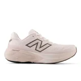 Championes de running New Balance modelo 880 V15, color rosado con logo lateral en tono oscuro. Presentan una parte superior de malla transpirable y entresuela con tecnología Fresh Foam X para mayor amortiguación.