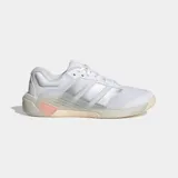 Championes de entrenamiento Adidas Dropset 4, color blanco con detalles plateados y suela en tono crema con acento naranja. Presentan un diseño técnico con empeine de malla transpirable, refuerzos en el talón y suela de caucho Continental para mayor tracción.