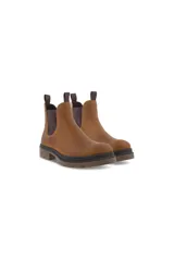 Bota Chelsea de cuero color marrón claro, con elásticos laterales marrones y tiradores de tela en la parte superior. Suela de goma negra con diseño dentado.
