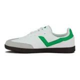 Championes urbanos Pony modelo Moma, de color blanco con detalles en verde y suela de goma marrón. Presentan puntera de gamuza gris y el logo de la marca en el lateral.