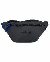 Riñonera de diseño deportivo en color negro, con cierre frontal y detalle de tirador en cordón azul. Presenta el logo de la marca grabado en el frente.