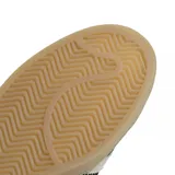 Championes Adidas Campus 00s de gamuza color negro con las tres tiras laterales en blanco y suela color caramelo.