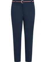 Pantalón de vestir azul marino de corte slim, con cinturón incorporado con detalles distintivos de la marca.