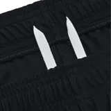 Conjunto deportivo Under Armour Challenger negro, compuesto por campera con cierre y pantalón. Ambos con logo de la marca en color blanco.