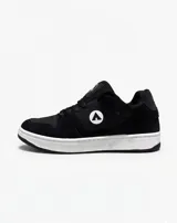 Zapatillas Airwalk modelo Brook de color negro con suela blanca, diseño urbano de caña baja con el logo de la marca en el lateral y lengüeta.