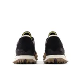 Championes New Balance XC-72 unisex, color negro, gris y beige, con logo "N" en blanco.