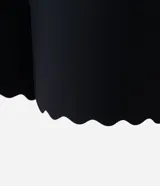 Bermuda modeladora color piel, de microfibra con borde nube y forro de algodón.